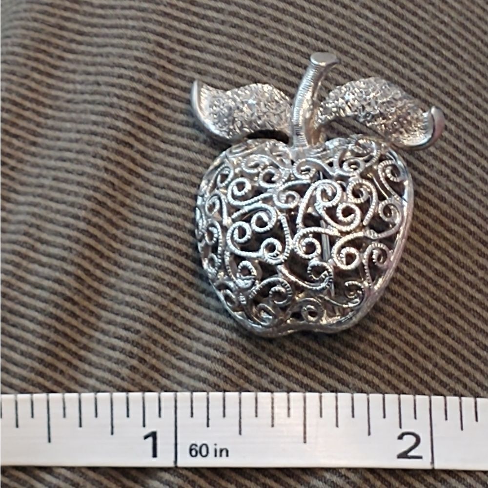 2 for $20 Vintage Silver Filigree Apple Pin - Picture 6 of 6